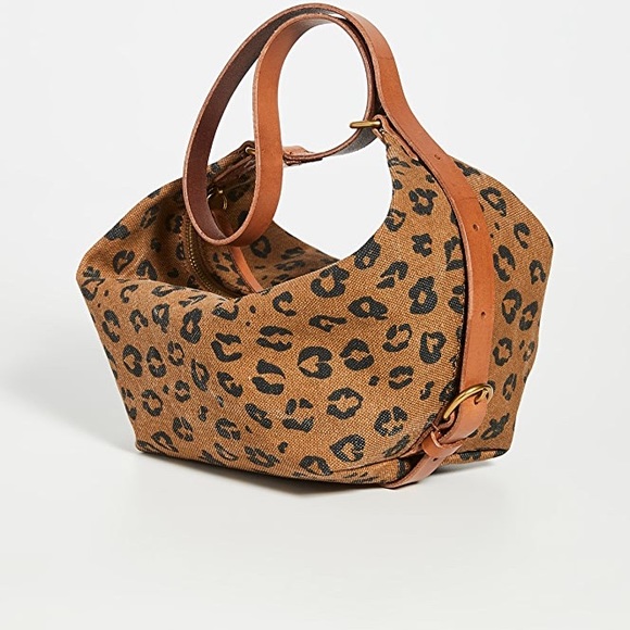 Madewell The Canvas Sling Bag in Leopard Love - Picture 3 of 10